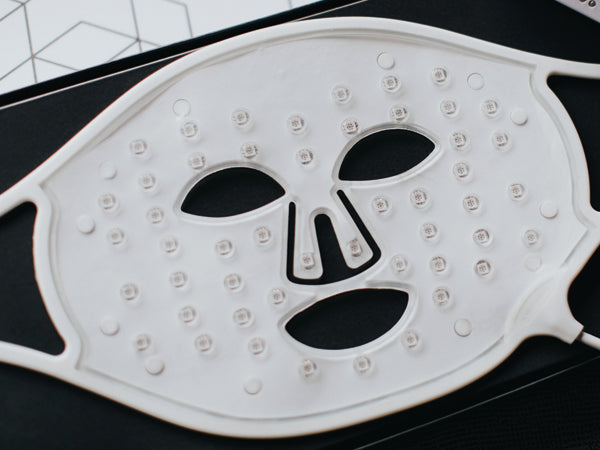 faceLITE beauty boosting LED face mask